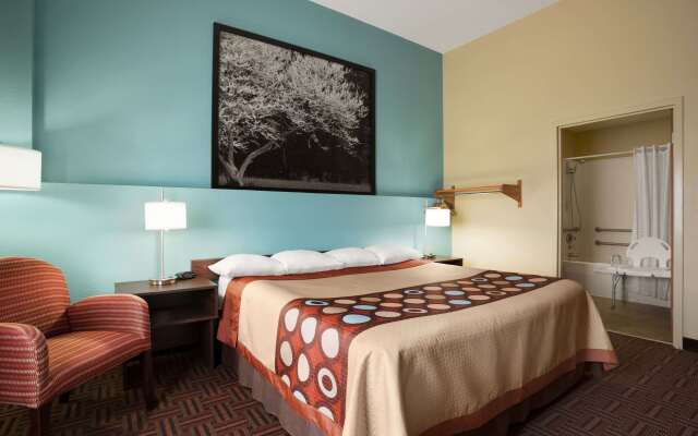 Super 8 by Wyndham Marion