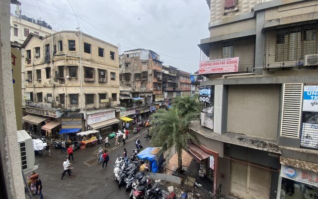 Hotel Apsara Near JJ Hospital