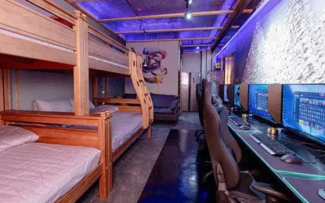 Luoyang T1 E-sports apartment