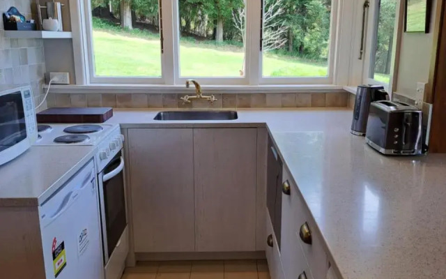 Otahuna Hideaway - Christchurch Holiday Homes