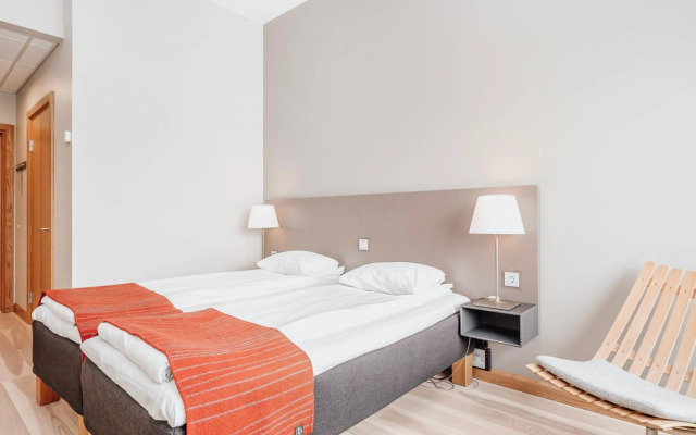 Wood Hotel by Frich's