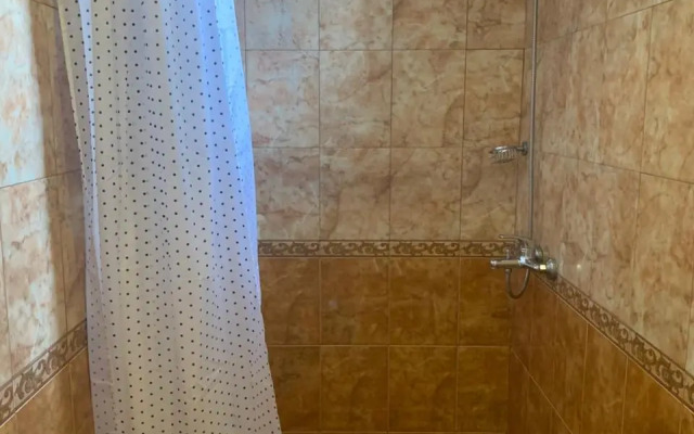 Guest House on Pravoslavnaya 20 B