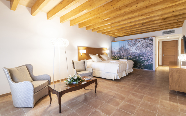 Aumallia Hotel & Spa