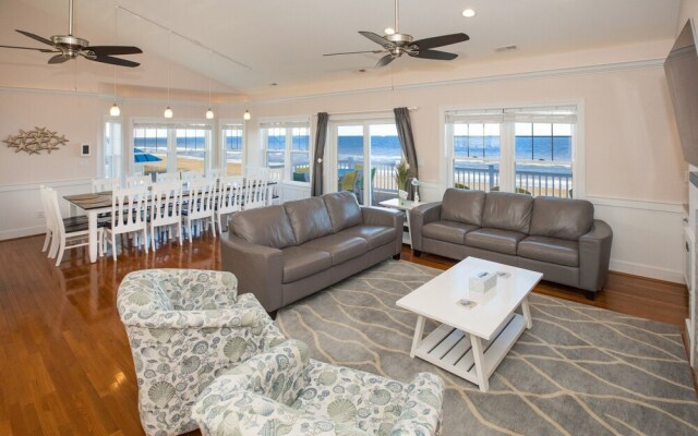 Sandfiddler by RedAwning
