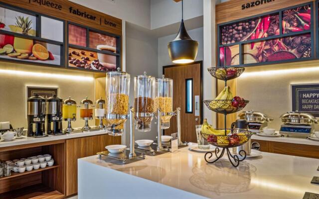 Hampton Inn By Hilton Nuevo Vallarta