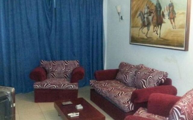 E Tours Apartments