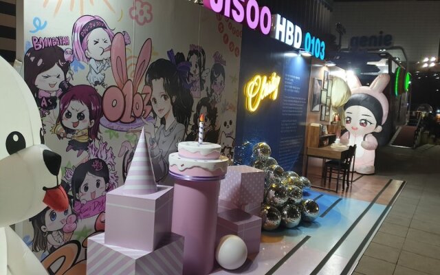 Oppa Hostel