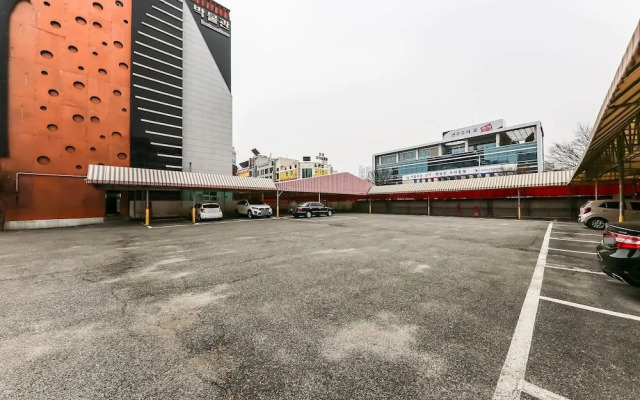 Major Hotel