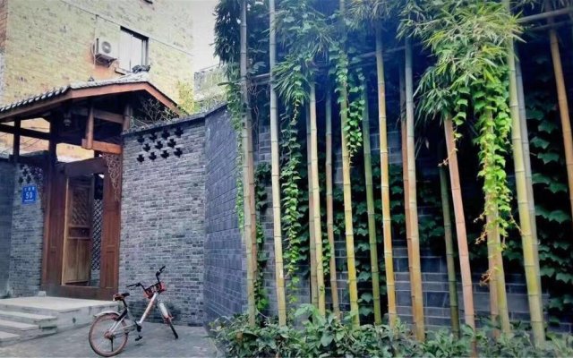 Zhuangse Chengdu Youth Hostel