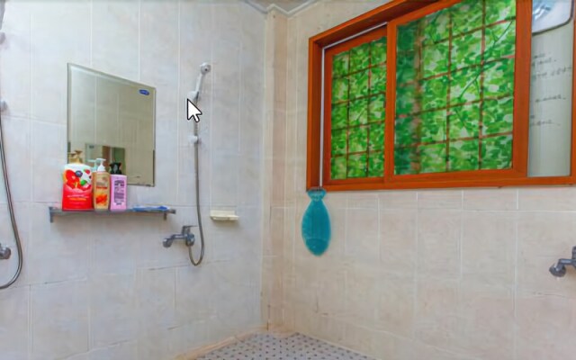 Padam Padam Guesthouse - Hostel