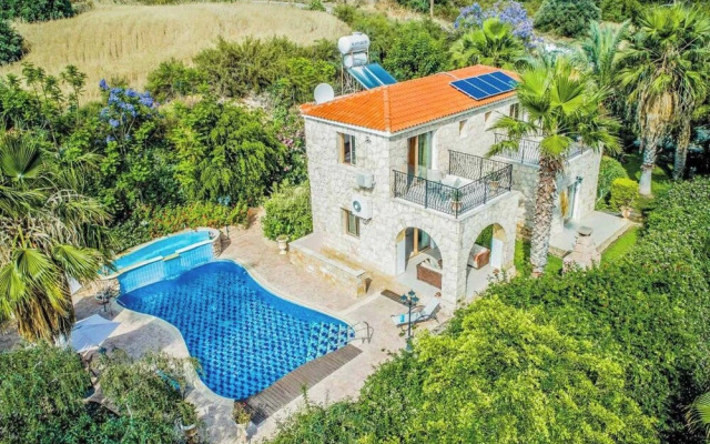 Villa Anna Argaka
