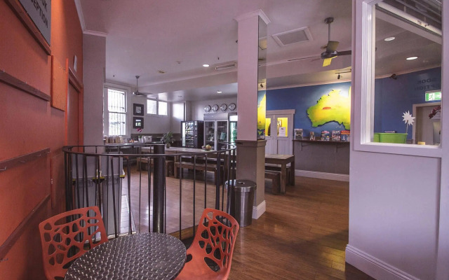 Mad Monkey Backpackers Bayswater