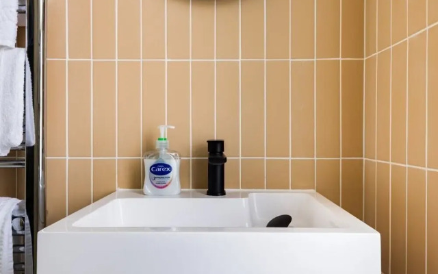 The Hackney Secret - Stylish 2bdr House With Garden, London