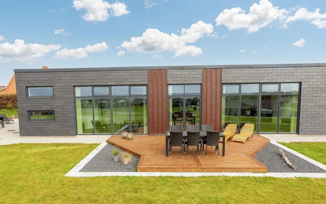 12 Person Holiday Home in Vinderup