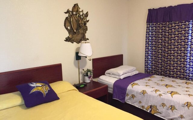 Highland Court Motel