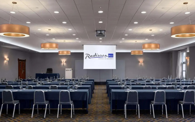 Radisson Sas Hotel And Spa