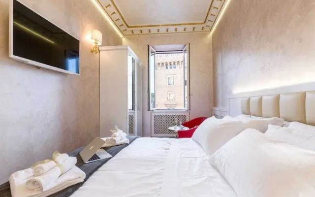 Piazza Venezia Luxury Suite