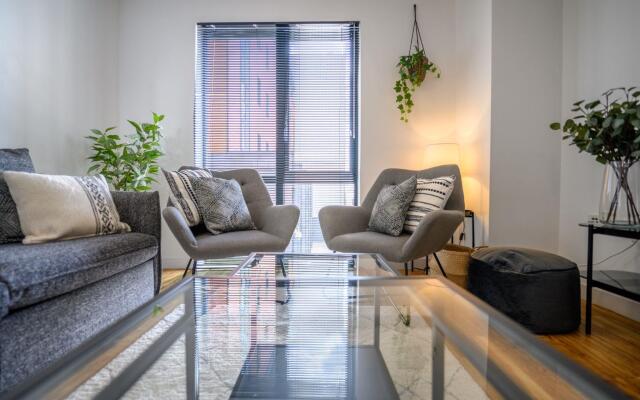 Superb Apartment at The Gallery, Baltic Triangle