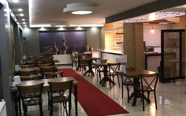 Comfort Suites Hotel