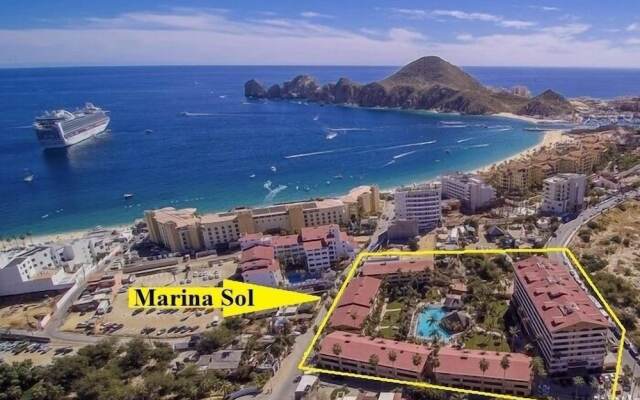 Marina Sol Apartment with Easy Walk to the Beach by RedAwning