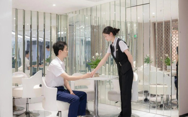 FUNLIST Hotel (Wuhan Hankou Railway Station Subway Station)