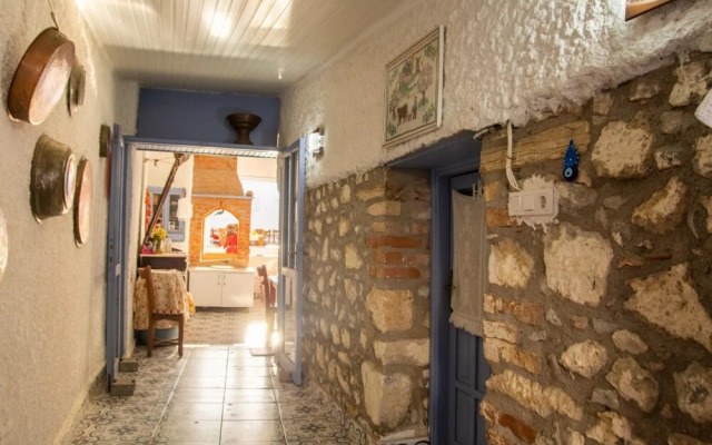 Historic House Near Sigacik Marina in Seferihisar