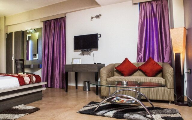 FabHotel Element Guestline