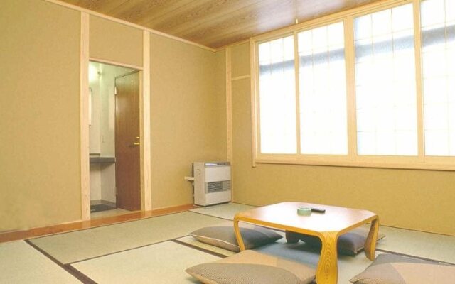 Madarao Lainston Hotel