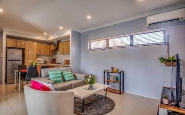 Vip Stays - Modern Watson Place