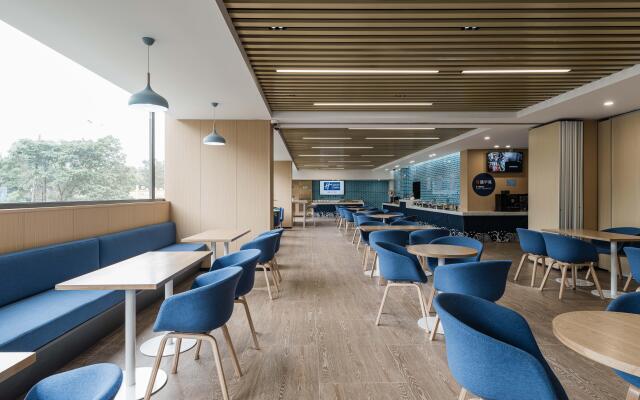 Holiday Inn Express Pudong Chuansha by IHG