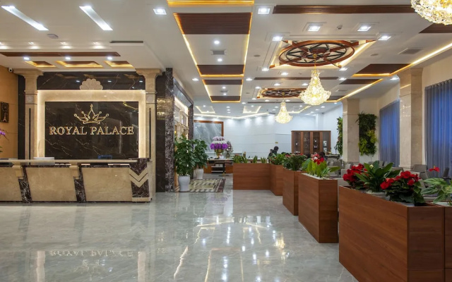 Royal Palace Dalat Hotel – Lobby – Da Lat