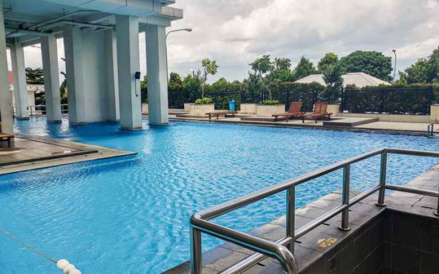 Cozy Stay at Studio Pakubuwono Terrace Apartment By Travelio