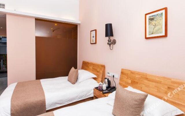Hangzhou Jiayi Bingding Fashion Hotel (West Lake Qingzhiwu Branch)