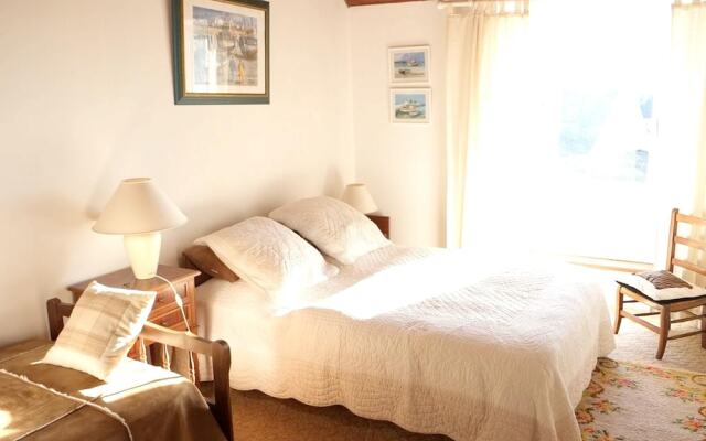 Holiday home Route de Kerlerdut