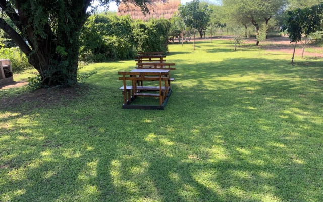 Lorato Lodge and Camping