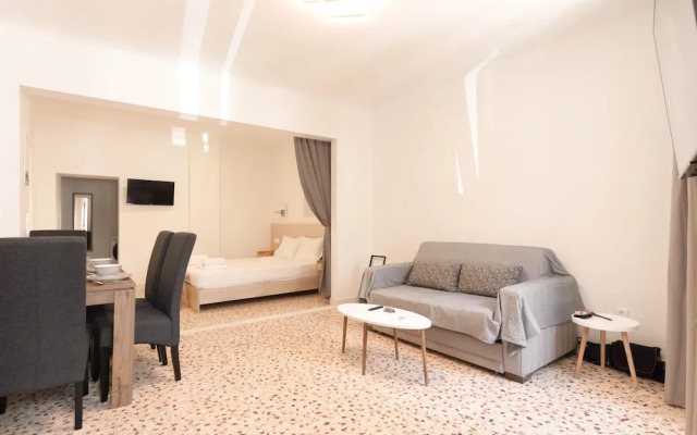 Athens Plaka Family Suites