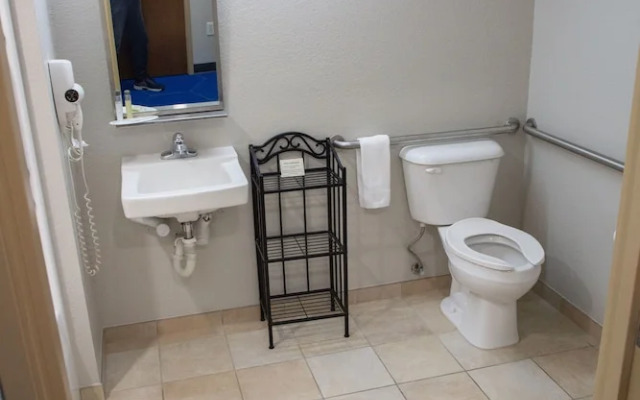 Microtel Inn And Suites Searcy