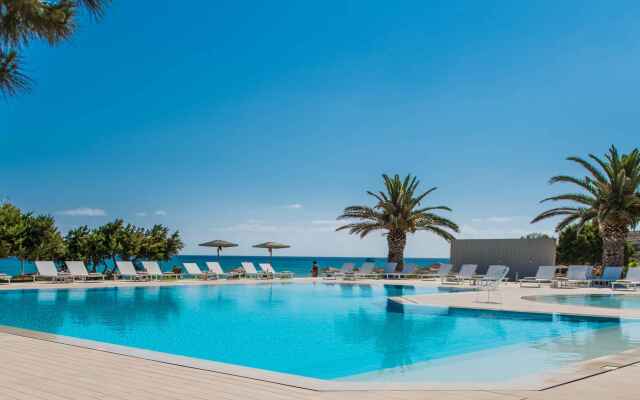 The Bay Hotel & Suites