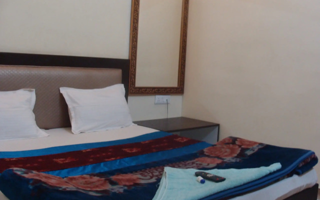 Hotel Abhinandan grand