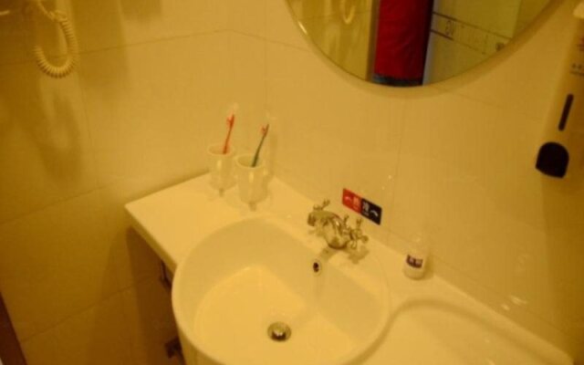 HanTing Hotel (Changzhou Changhong Road Subway Station)
