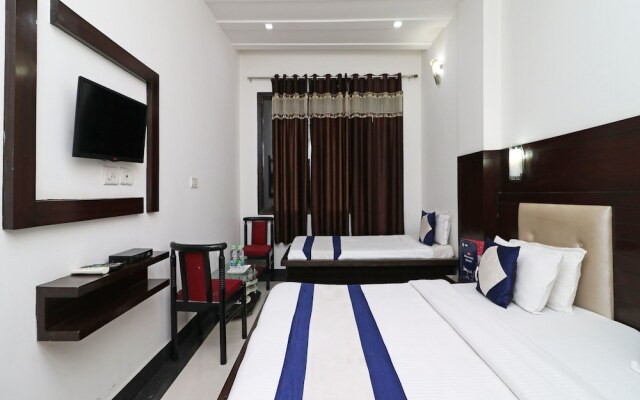 OYO 9974 Hotel Taj Prince