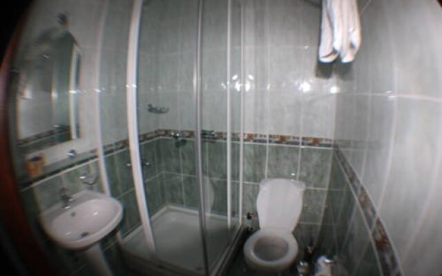 Cundahan Guest House