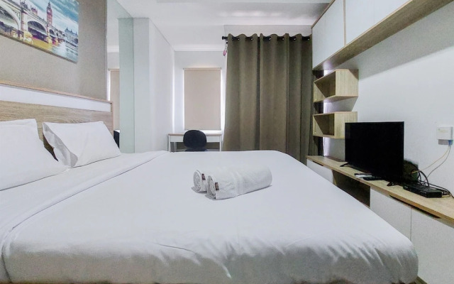 Best and Restful Studio Apartment Springwood Residence Tangerang