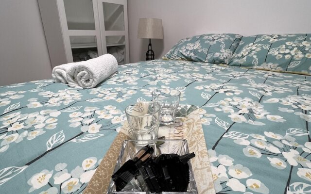 Luxury 2 Bed Apartment in Royal Sutton Coldfield