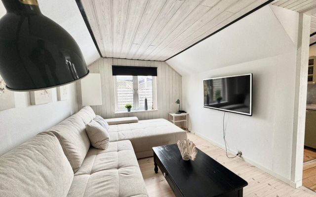 6 Person Holiday Home in Ronde