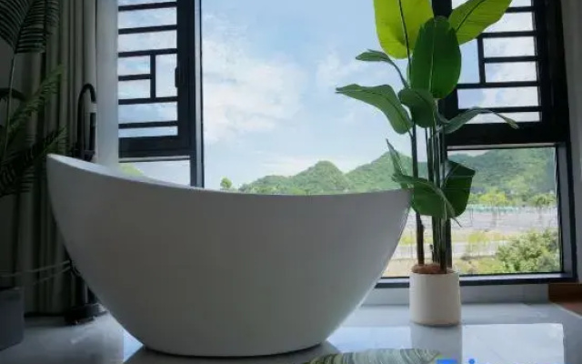 Wanfenglin Shanxun Homestay (Wanfenglin Visitor Center)