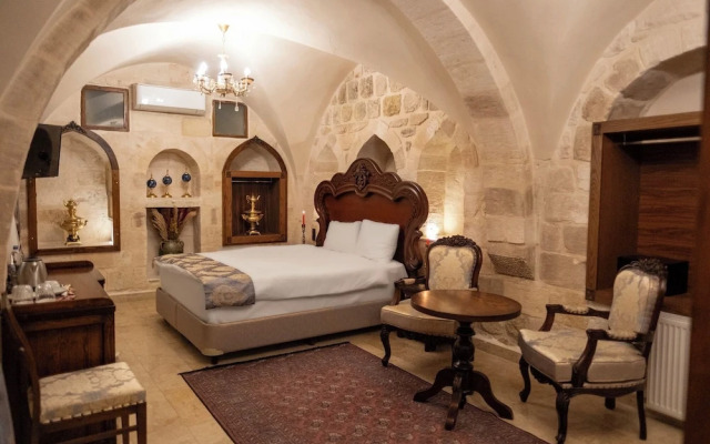Kasr-i Divan Hotel