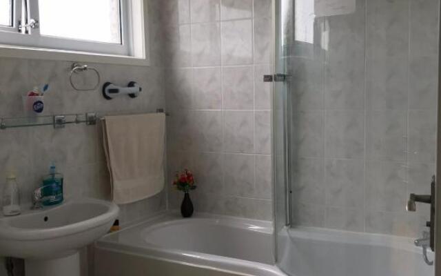 Quiet, spacious double bedroom!