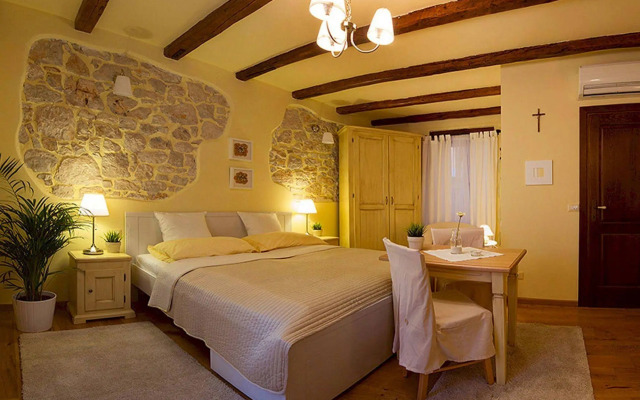 Rooms Duketis