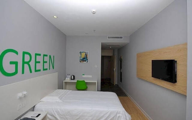 Motel168 New Jing Qiao Road Inn